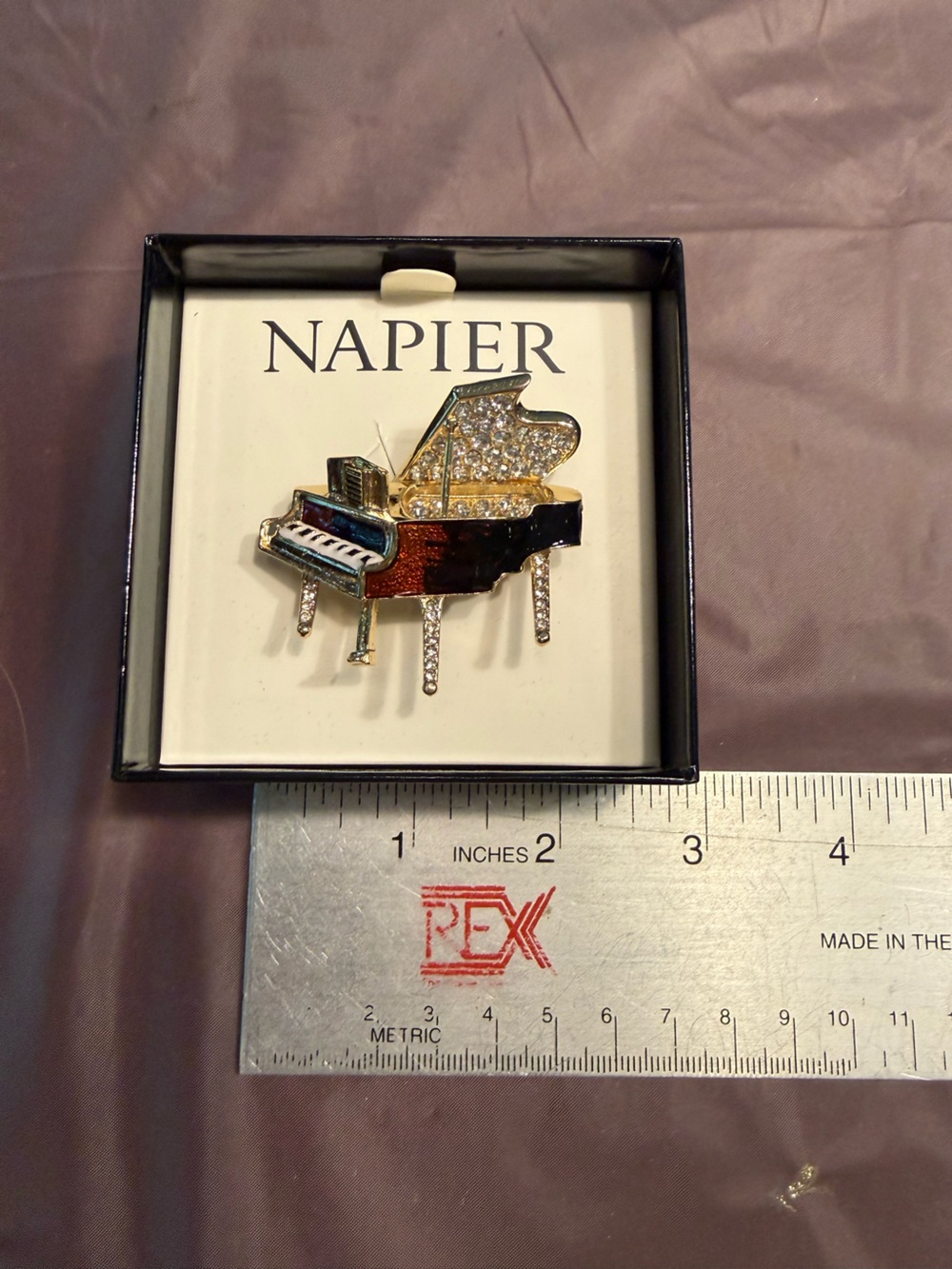 NWT Napier SIGNED Grand Piano Enamel & Clear Rhinestone Brooch Pin in Box - Picture 8 of 9